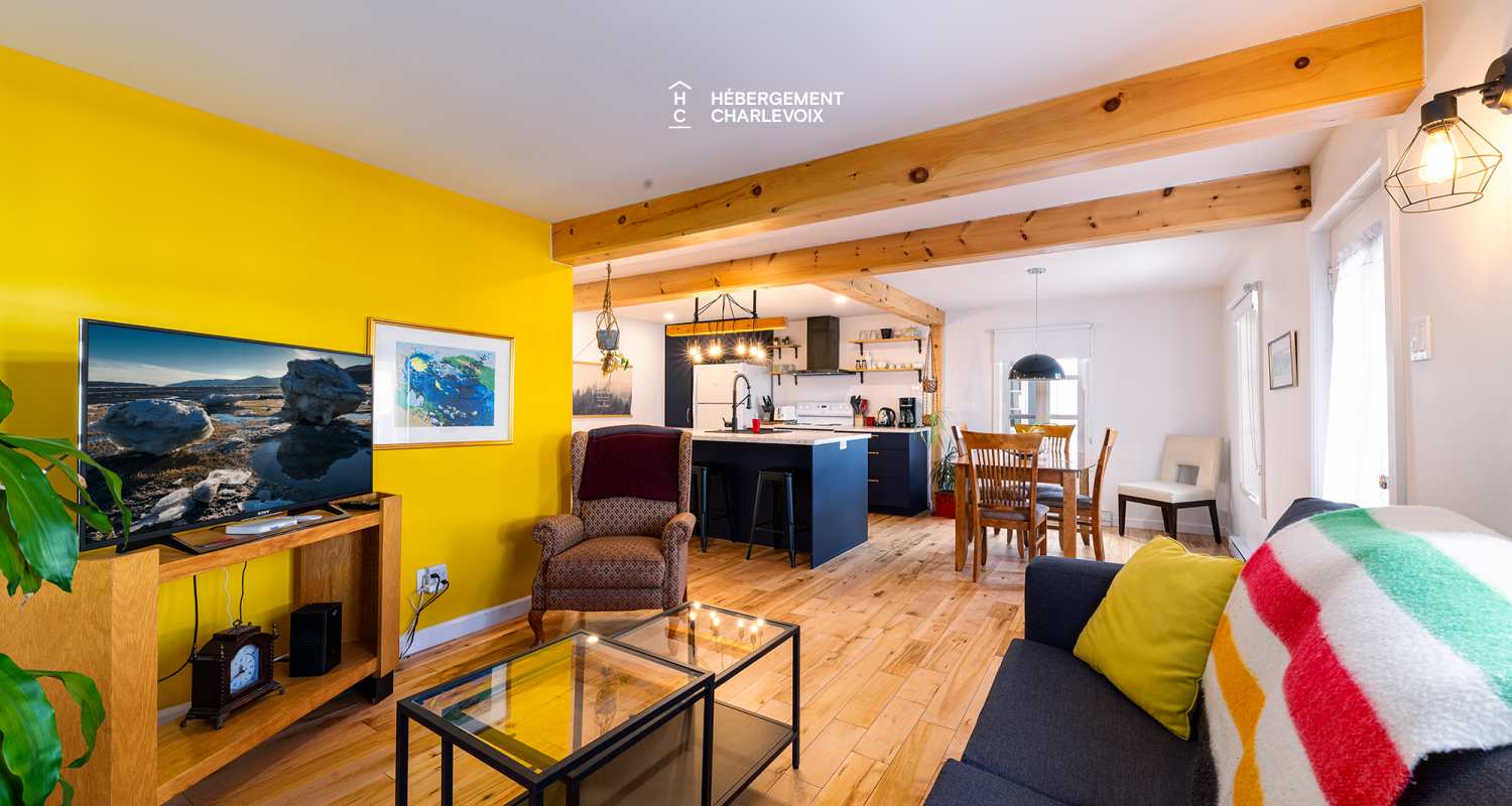 ABE-3 -  Completely renovated, downtown Baie-Saint-Paul